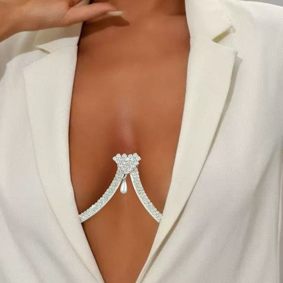 Damesborstondersteuning parel  - Body Jewelry Necklace recensie en prijs